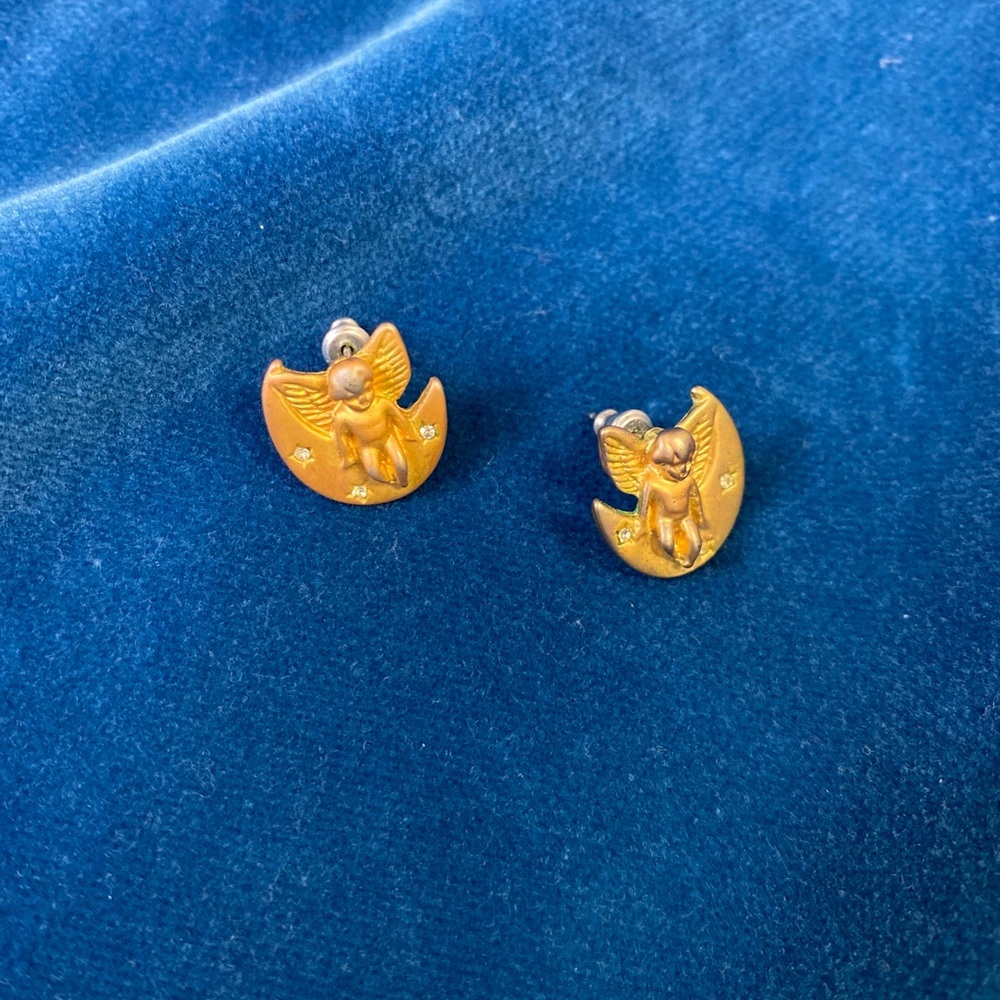 Vintage crescent moon angels gold tone earrings - Picture 6 of 6